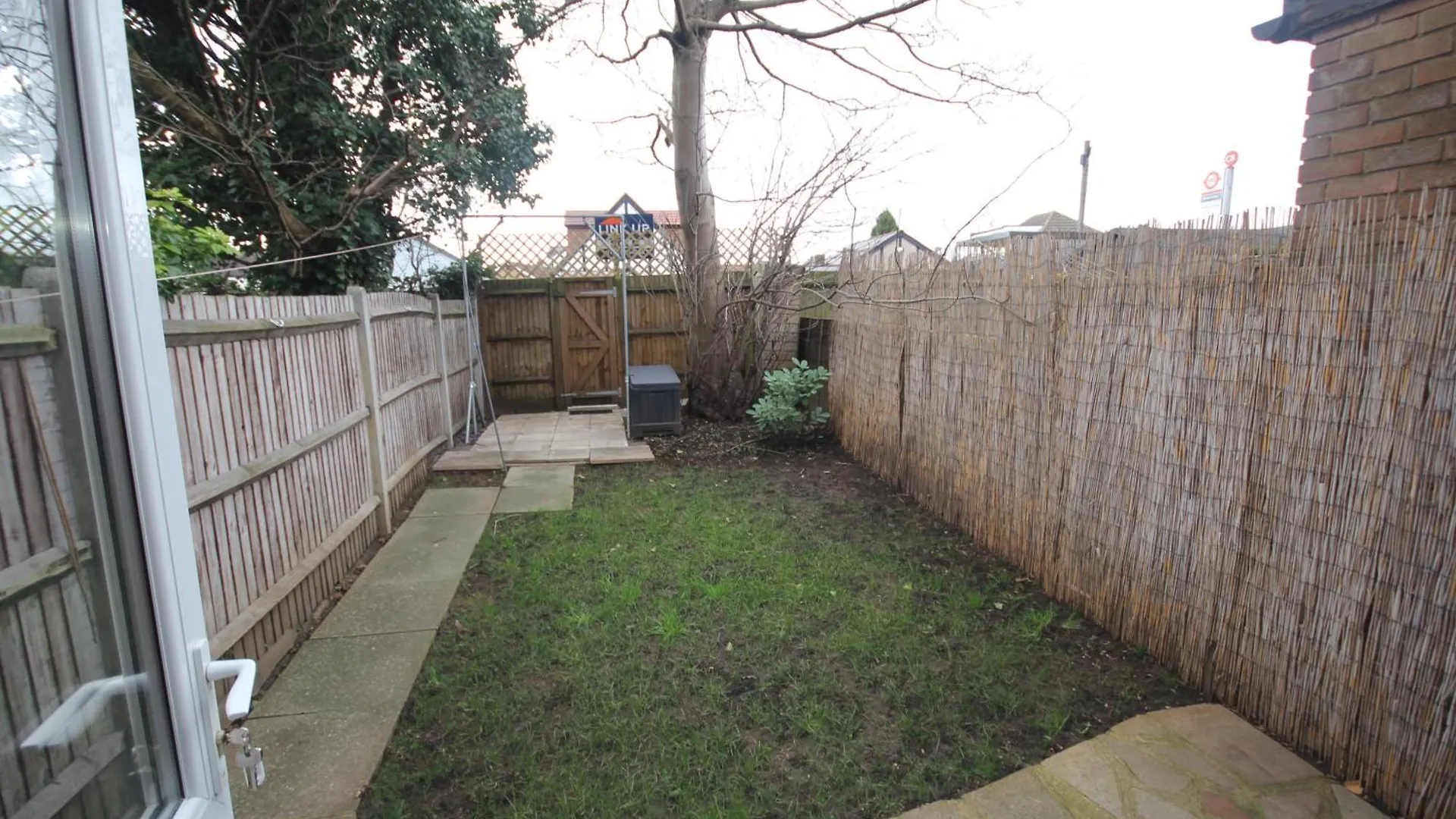 Lee'S Lodge - Modern 2 Bedrooms Hillingdon 0*,